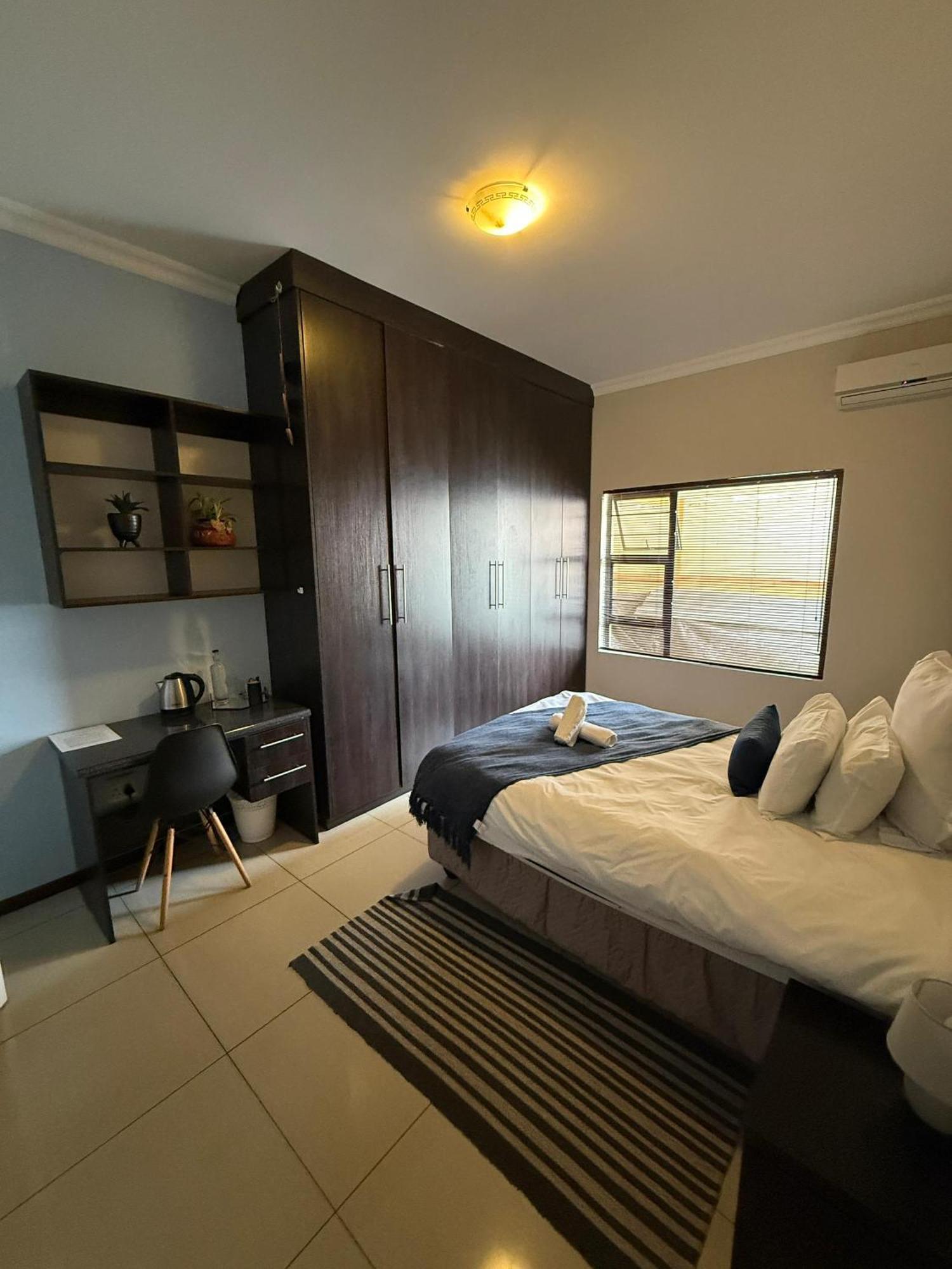 Cora'S Boutique Bed & Breakfast Swakopmund Exterior foto